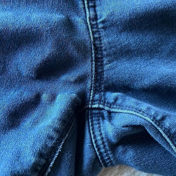 Slim Fit Skinny Midrise Lightweight Denim Jeggings - Picture 7 of 12